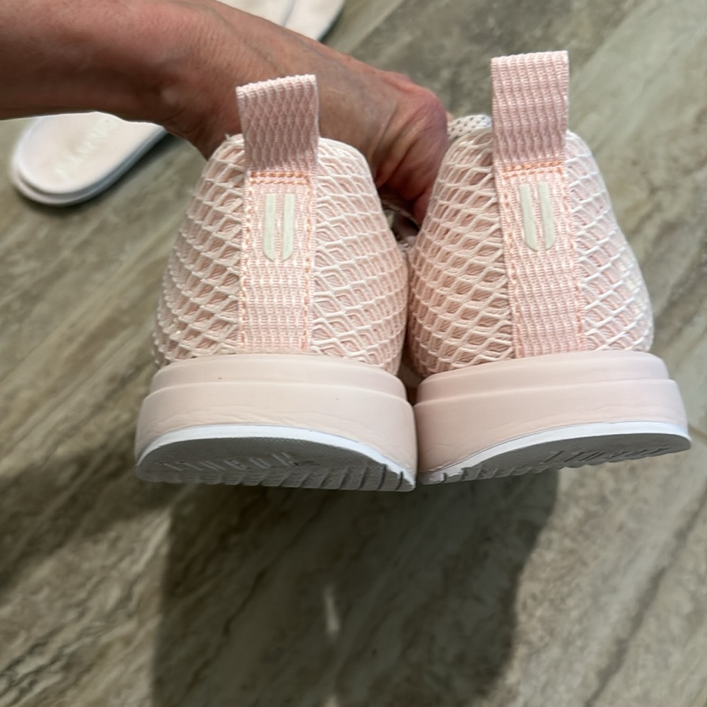 NOBULL-Diamond Mesh Runner- Women’s 10.5 - Picture 5 of 14